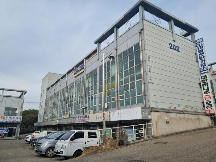 경기도 화성시 팔탄면 서해로1121번길 16, 202동 지층124호 (발안현대공구타운)구) 경기도 화성시 만세구 팔탄면 율암리 580-7 근린상가 경매 사진 4