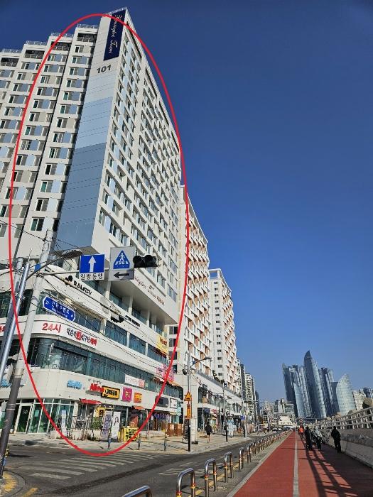 부산광역시 수영구 광안해변로284번길 38, 17층101동1705호 (민락동,해링턴타워 광안디오션)구) 부산광역시 수영구 민락동 181-169 오피스텔 경매 사진 2