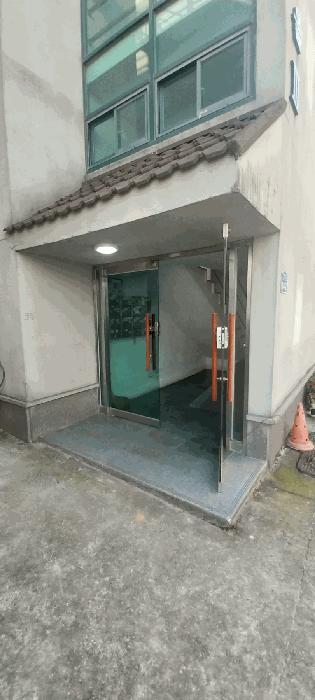 전북특별자치도 전주시 덕진구 인후동1가 828-3 1동 4층402호 다세대(빌라) 경매 사진 2