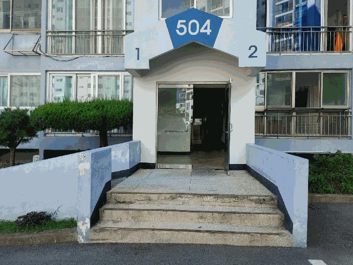 경상남도 거제시 옥포동 1274 옥포5차덕산타운 504동 11층1102호 아파트 경매 사진 2