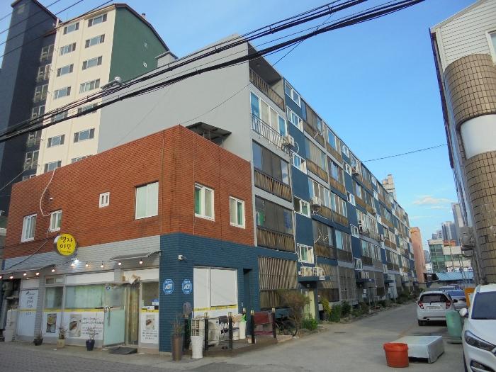경상남도 밀양시 가곡8길 7, 4층402호 (가곡동,삼우아파트)구) 경상남도 밀양시 가곡동 586-39 아파트 경매 사진 1