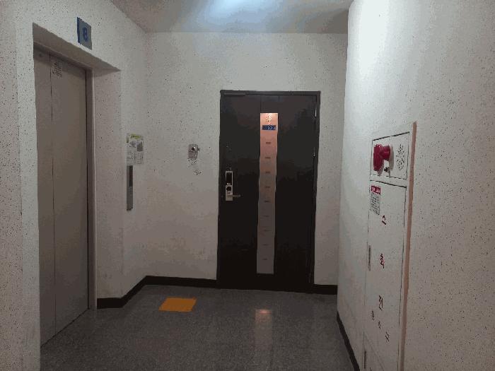 전북특별자치도 군산시 수송동 830-1 군산수송세영리첼아파트 111동 8층803호 아파트 경매 사진 2