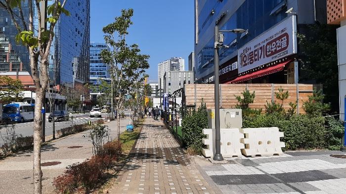 경기도 화성시 동탄첨단산업1로 20, 1층102호 (영천동,삼성테크노타워)구) 경기도 화성시 동탄구 영천동 831-1 근린상가 경매 사진 2