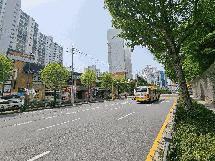 광주광역시 남구 봉선동 490-1 금호타운 208동 17층1703호 아파트 경매 사진 2
