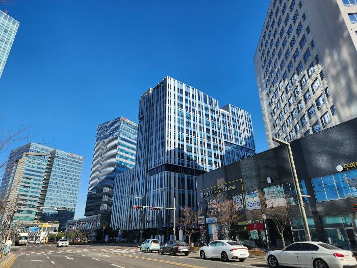 경기도 화성시 동탄기흥로 594-7, 1층116호 (영천동,루체스타비즈)구) 경기도 화성시 동탄구 영천동 836-2 근린상가 경매 사진 2