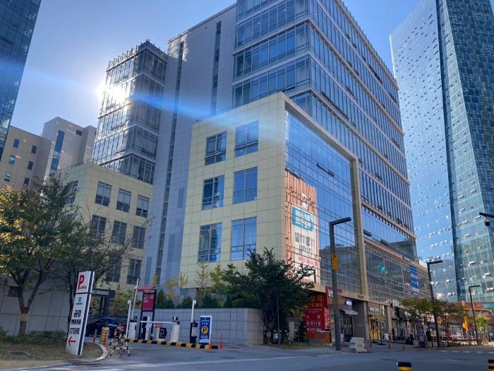 경기도 화성시 동탄첨단산업1로 14, 1층121호 (영천동,동탄케이밸리)구) 경기도 화성시 동탄구 영천동 832-1 근린상가 경매 사진 2
