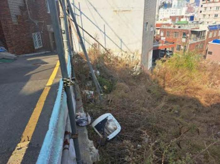 부산광역시 중구 영주동 718 대지 경매 사진 9