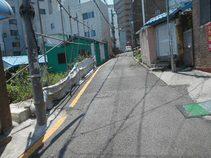 부산광역시 중구 영주동 718 대지 경매 사진 2