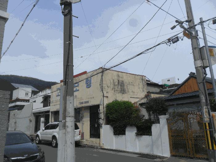 경상남도 창원시 진해구 근린주택