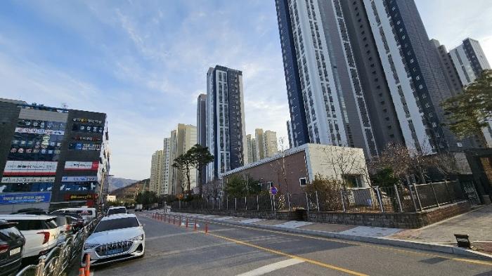 경상남도 양산시 물금읍 물금로 76, 104동 8층803호 (양산신도시한양수자인더퍼스트)구) 경상남도 양산시 물금읍 가촌리 1276-1 아파트 경매 사진 2