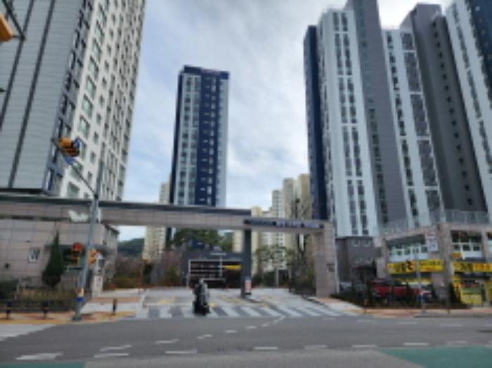 경상남도 양산시 물금읍 물금로 76, 104동 8층803호 (양산신도시한양수자인더퍼스트)구) 경상남도 양산시 물금읍 가촌리 1276-1 아파트 경매 사진 3