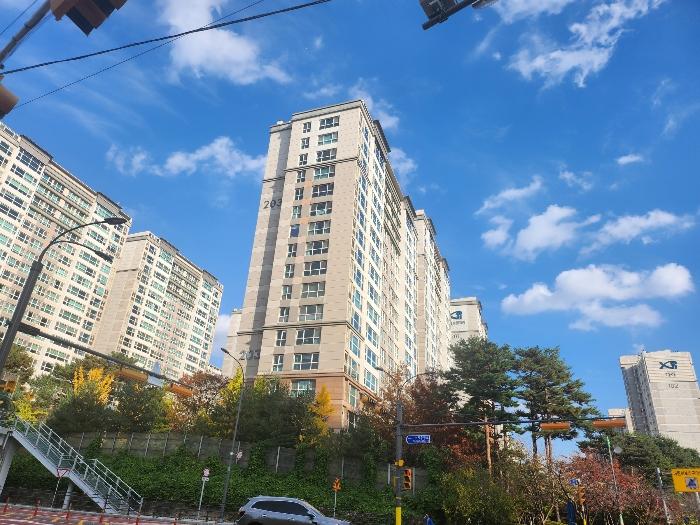 경기도 용인시 수지구 성복2로 184, 203동 15층1501호 (성복동,성복센트럴자이)구) 경기도 용인시 수지구 성복동 762 아파트 경매 사진 1