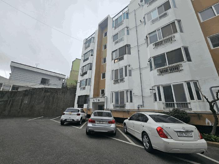 부산광역시 남구 문현동 986-5 해운파크맨션 1동 3층311호 아파트 경매 사진 2