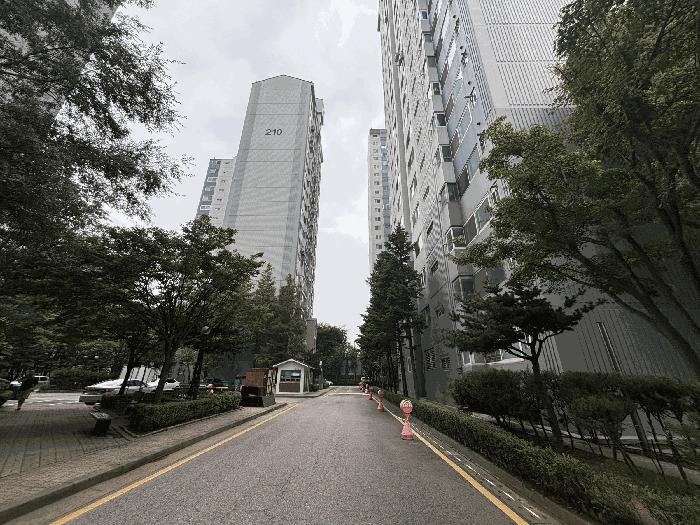 서울특별시 구로구 구로동 1259 구일우성아파트 제210동 제16층 제1601호 아파트 경매 사진 2