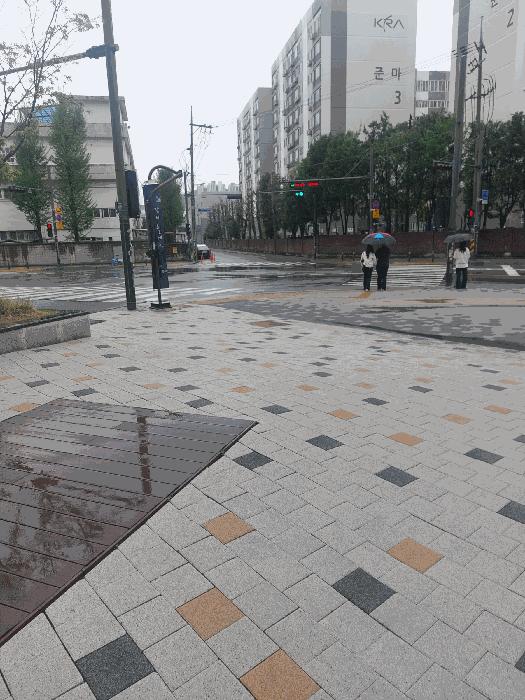 경기 안양시 만안구 근린상가