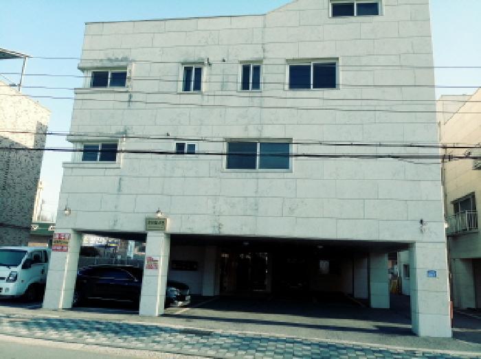 경기 안성시 근린주택