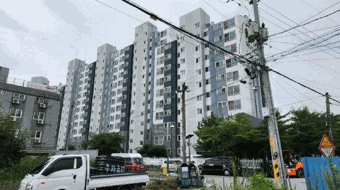 충청남도 천안시 동남구 병천면 병천리 240 모드니에아파트 102동 10층1005호 아파트 경매 사진 2