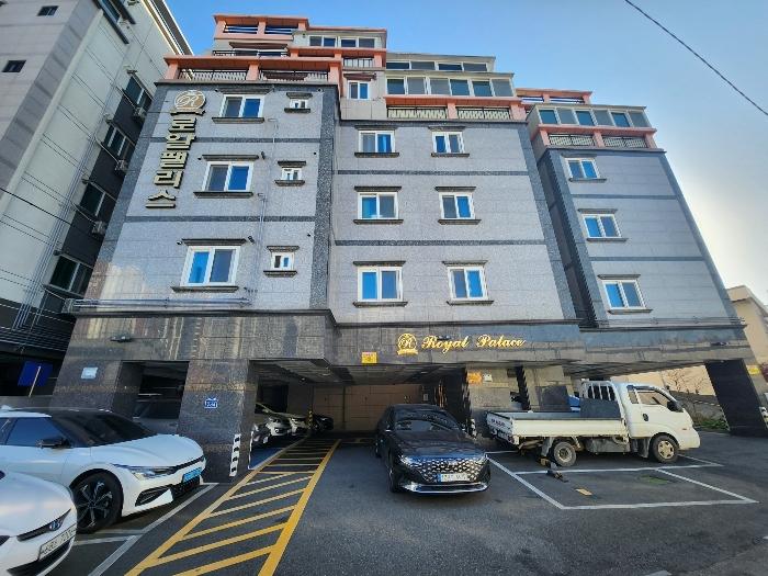 부산광역시 사상구 가야대로330번길 7-14, 3층302호 (주례동,로얄팰리스)구) 부산광역시 사상구 주례동 149-4 다세대(빌라) 경매 사진 1