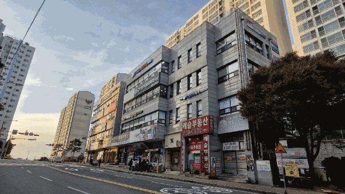 부산광역시 사하구 다대동 1624 다대동롯데캐슬몰운대아파트 주상가동 1층111호 근린상가 경매 사진 2