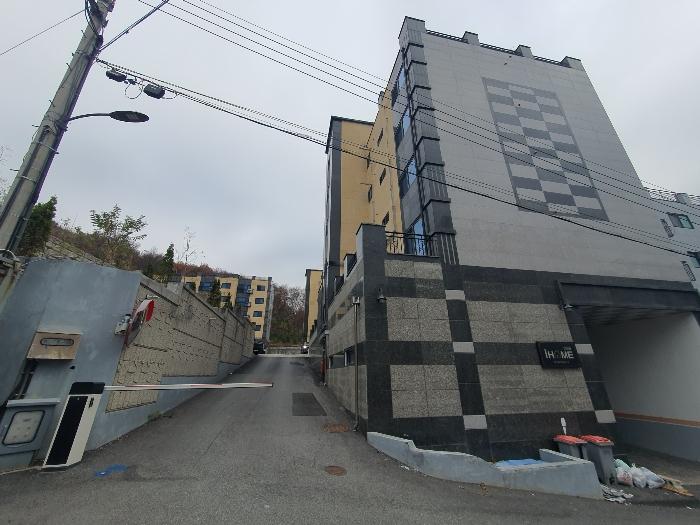 경기도 용인시 처인구 학산로67번길 21-2, 103동 2층202호 (김량장동,아이홈)구) 경기도 용인시 처인구 김량장동 186-43 다세대(빌라) 경매 사진 1