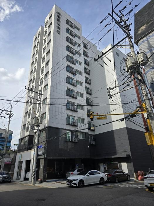 서울특별시 강동구 양재대로102길 17, 4층401호 (둔촌동,한울둔촌베아체)구) 서울특별시 강동구 둔촌동 435-1 오피스텔 경매 사진 2