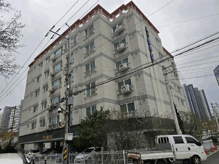 경상북도 포항시 북구 우현동 79-3 현진불루빌 2층205호 다세대(빌라) 경매 사진 2