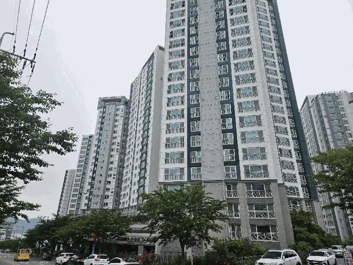 경상남도 창원시 진해구 풍호동 305-17 창원마린푸르지오2단지 204동 14층1401호 아파트 경매 사진 2