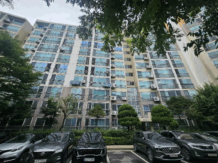 경기도 파주시 목동동 114-37 산내마을8단지 월드메르디앙 809동 7층702호 아파트 경매 사진 2