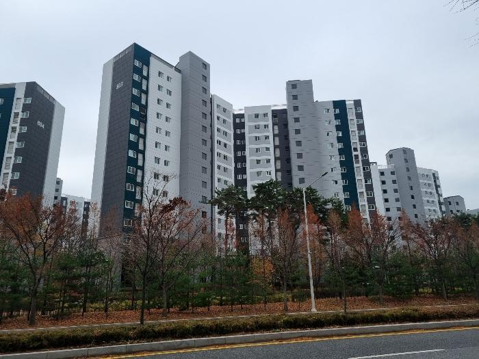 경기도 김포시 모담공원로 17, 803동 11층1101호 (운양동,한강신도시 운양역 푸르지오)구) 경기도 김포시 운양동 1306-2 아파트 경매 사진 2