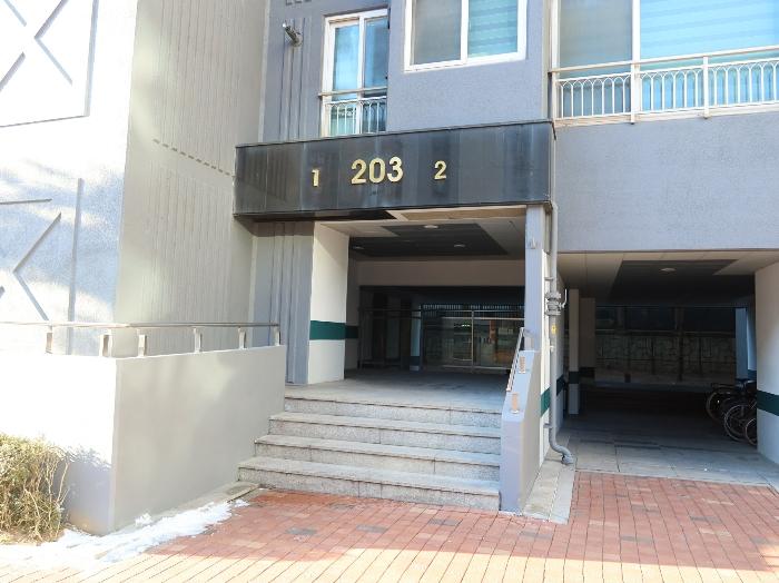 경기도 구리시 동구릉로53번길 17, 203동 7층701호 (인창동,구리인창2차 동문굿모닝힐)구) 경기도 구리시 인창동 706 아파트 경매 사진 2