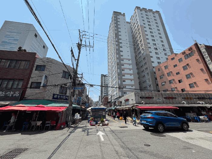 부산광역시 서구 충무동1가 29-8 충무6차에코팰리스 2층206호 아파트 경매 사진 3