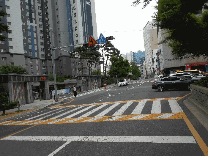 부산광역시 수영구 광안동 1330 부산광안동쌍용예가디오션 101동 18층1803호 아파트 경매 사진 4