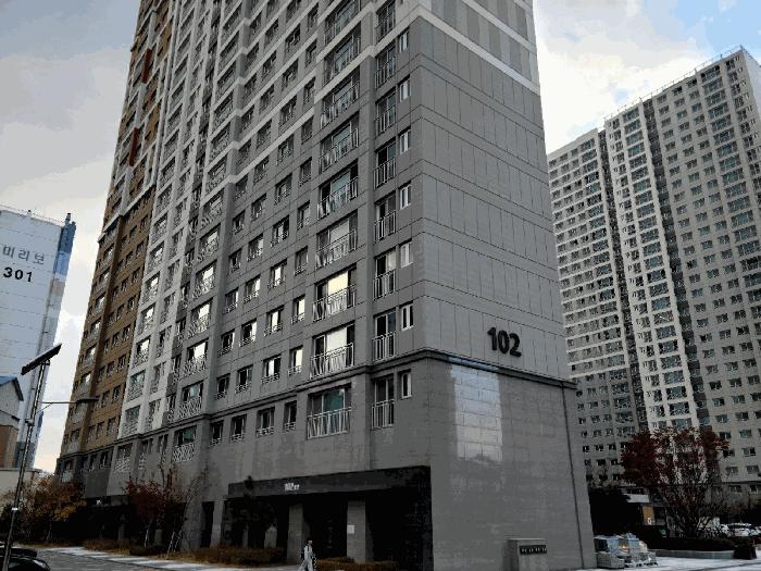 광주광역시 북구 운암동 1783 중외공원모아미래도 102동 20층2002호 아파트 경매 사진 2