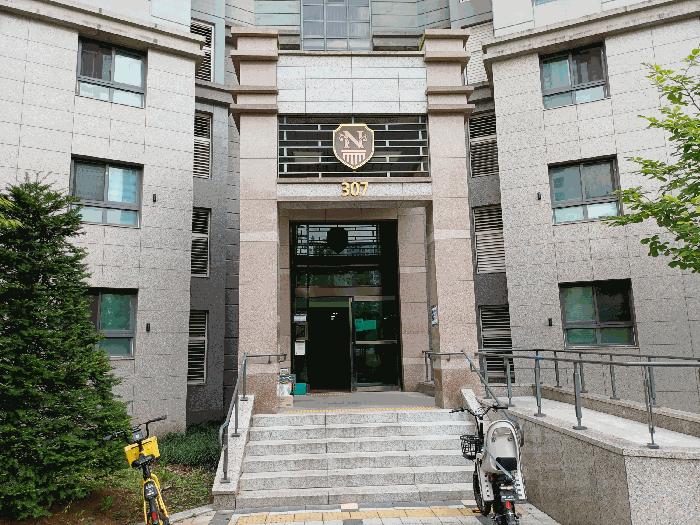 경기도 화성시 만세구 수노을1로 108, 307동 1층101호 (새솔동,송산신도시대방노블랜드더센트럴3차)구) 경기도 화성시 만세구 새솔동 13 아파트 경매 사진 3