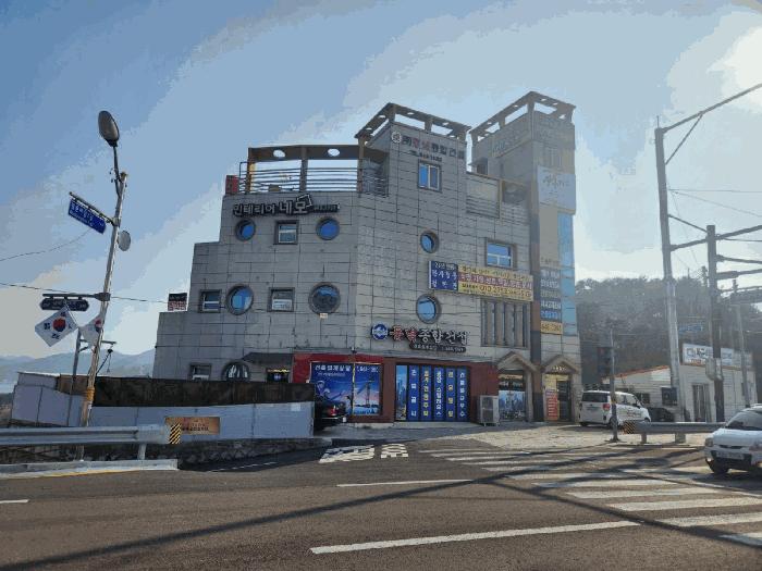 경상남도 통영시 용남면 장문리 984 근린시설 경매 사진 2
