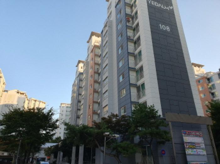 전북특별자치도 전주시 덕진구 덕진동2가 696 영무예다음 108동 10층 1006호 아파트 경매 사진 3