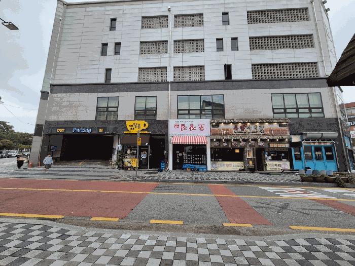 경기도 안성시 공도읍 만정리 815-1 공도일번가타워 1층102호 근린상가 경매 사진 3