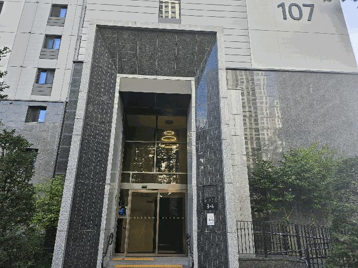 대전광역시 중구 중촌동 472 중촌역푸르지오센터파크 107동 23층2304호 아파트 경매 사진 3