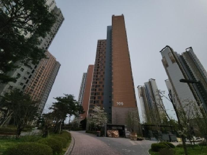 인천광역시 중구 중산동 1887-4 이편한세상영종국제도시오션하임 106동 18층1802호 아파트 경매 사진 5