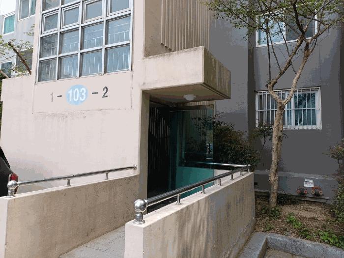 부산광역시 금정구 부곡동 232-5 영풍마드레빌 103동 2층202호 아파트 경매 사진 4