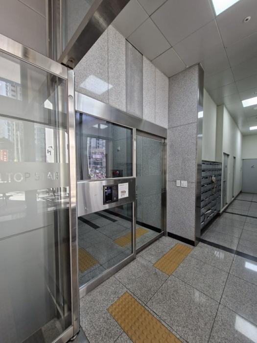 부산광역시 부산진구 가야대로 701, 1동 24층2409호 (당감동,힐탑스타)구) 부산광역시 부산진구 당감동 1016 오피스텔 경매 사진 2