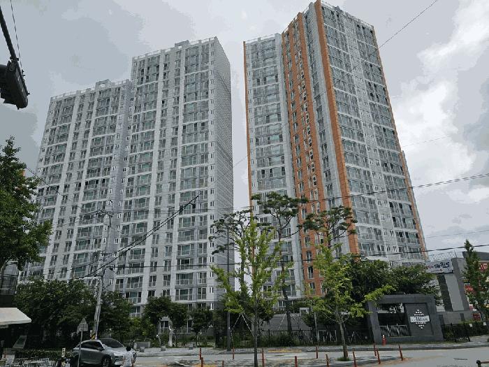 광주광역시 서구 쌍촌동 1385 상무한국아델리움 103동 3층301호 아파트 경매 사진 2