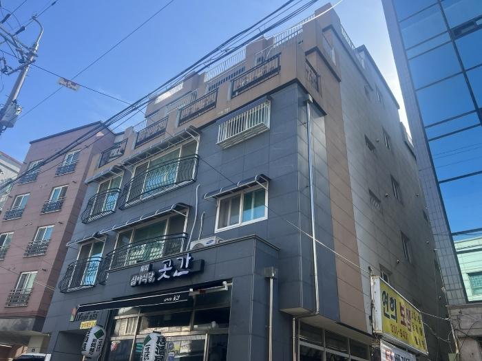 인천광역시 부평구 주부토로262번길 10, 4층401호 (갈산동,라움아트빌)구) 인천광역시 부평구 갈산동 74-1 다세대(빌라) 경매 사진 1