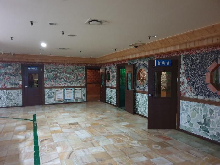 경상남도 진주시 진주대로 901, 101,102,103,상가동 지하1층상가-101호 (강남동,동성가든타워)구) 경상남도 진주시 강남동 219 근린상가 경매 사진 3