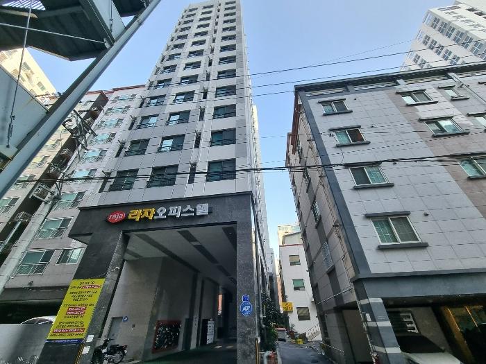 부산광역시 부산진구 가야대로747번길 10-5, 2층 207호 (부전동,라자오피스텔)구) 부산광역시 부산진구 부전동 425-17 오피스텔 경매 사진 1