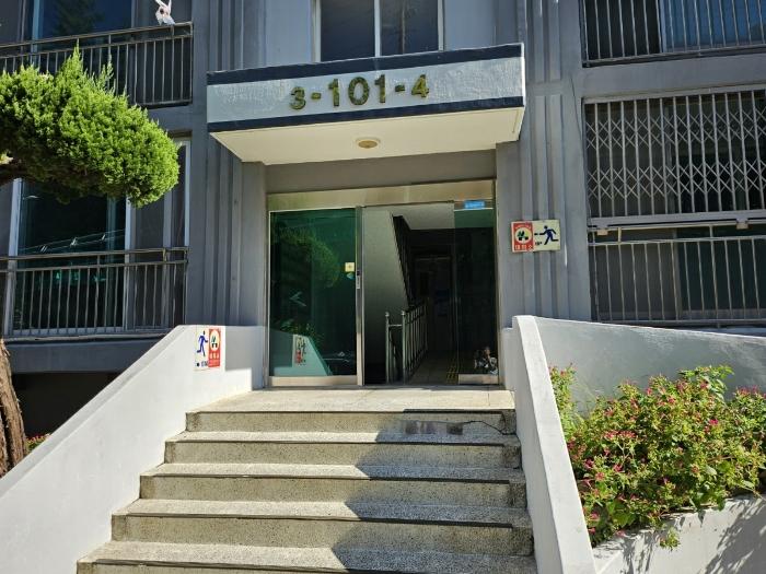 전라남도 여수시 봉계대곡길 50, 101동 15층1504호 (봉계동,아주타운)구) 전라남도 여수시 봉계동 16 아파트 경매 사진 3