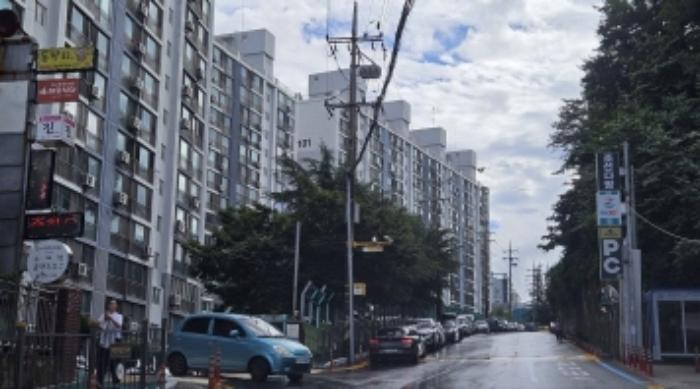 전라남도 여수시 봉계대곡길 50, 101동 15층1504호 (봉계동,아주타운)구) 전라남도 여수시 봉계동 16 아파트 경매 사진 4