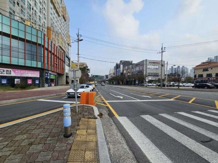 충청남도 서산시 성연면 성연2로 45, 1층112호 (이안큐브오피스텔)구) 충청남도 서산시 성연면 오사리 1645 근린상가 경매 사진 13