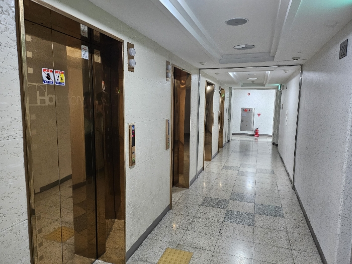 대전광역시 중구 계룡로 922, 201동 22층2203호 (문화동,문화동하우스토리2차)구) 대전광역시 중구 문화동 1-31 아파트 경매 사진 2