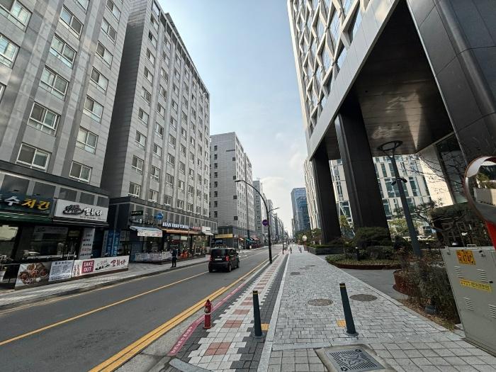 서울특별시 강서구 강서로 433, 제1층 제127호 (마곡동, 마곡오드카운티2차)구) 서울특별시 강서구 마곡동 784-9 근린상가 경매 사진 3